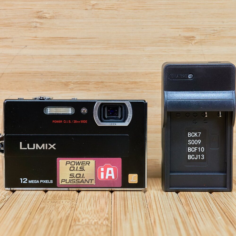 Panasonic Lumix DMC-FP8 12MP Digital Camera, Image Stabilized